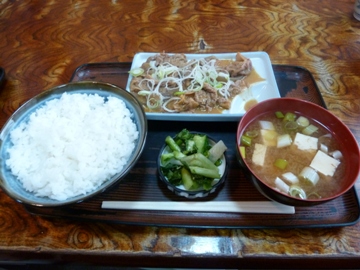 馬もつ煮定食.jpg