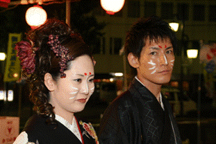 フィナーレでは花嫁花婿もきつね顔⑩.gif