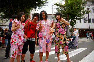 会場はきつねでいっぱい⑪.gif